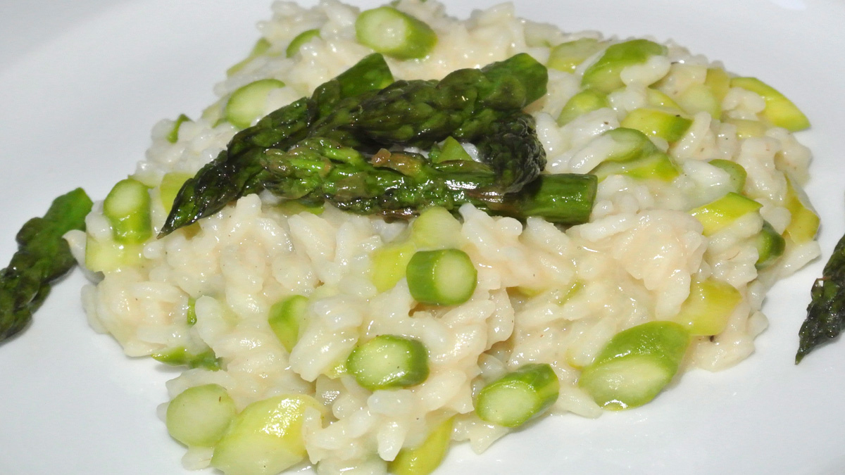 Risotto Mit Grünem Spargel Rezept Goodstuff Alpeadria