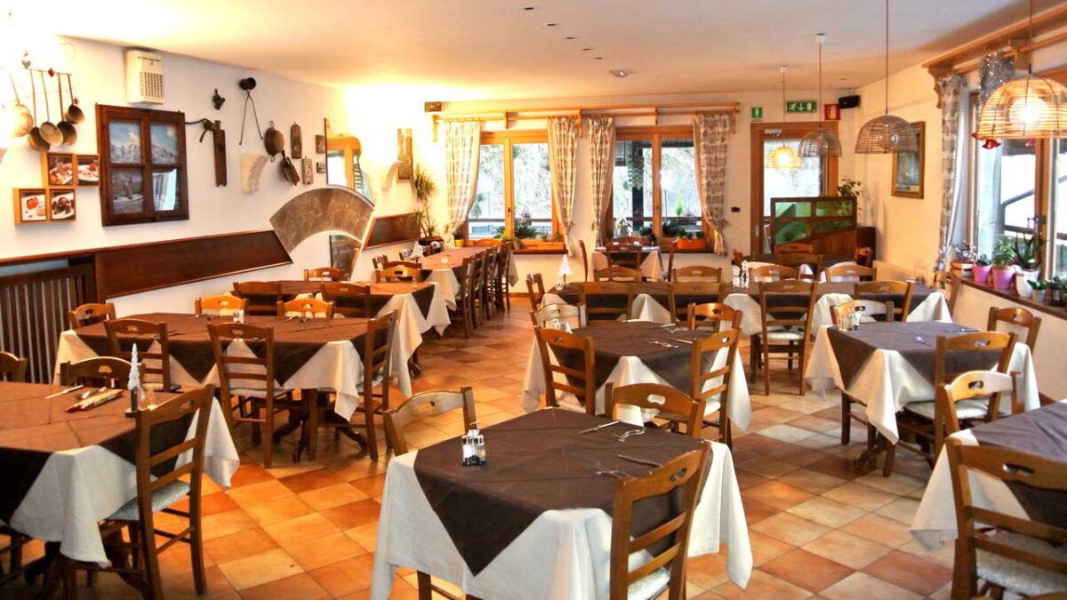 Ristorante Da Otto - im Saal - goodstuff AlpeAdria